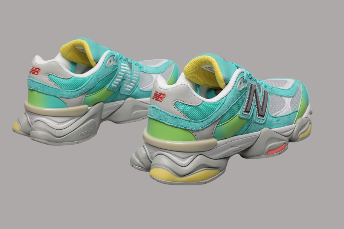 New Balance 9060 Unisex Turnschlappen Cyan Burst
